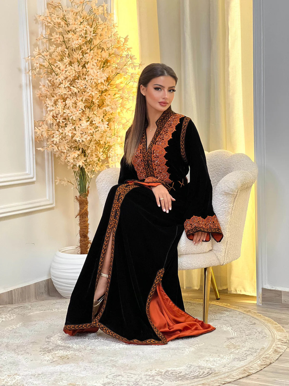 Kinda Schwarzes Kaftan – Handgefertigtes marokkanisches Kleid
