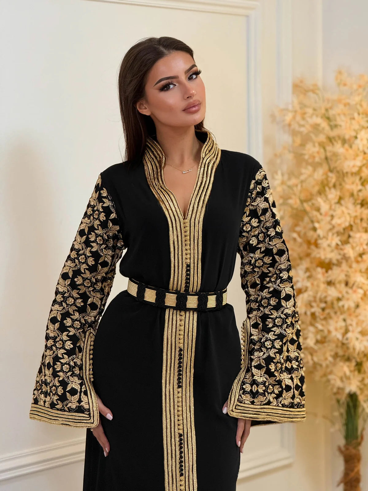 Kaftan Fajr in Schwarz – Handgefertigtes marokkanisches Kleid – Produktansicht 5