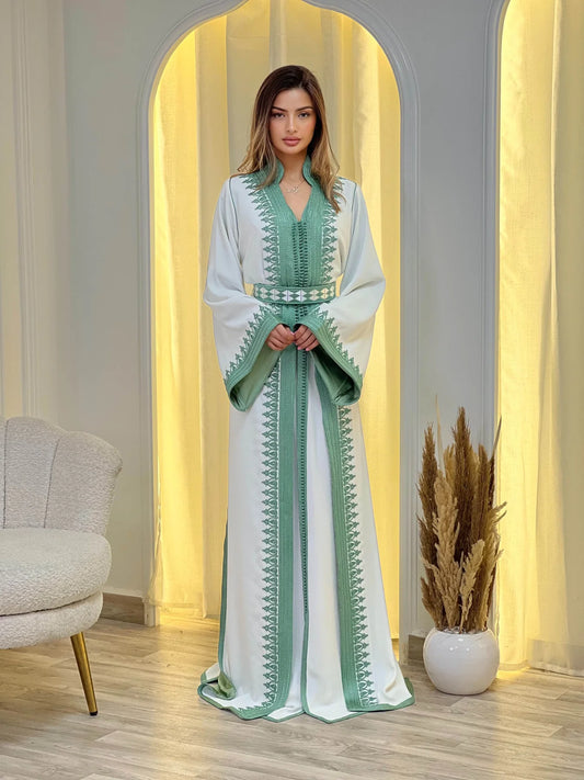 Takchita Fatima in Weiß – Zweiteiliges marokkanisches Zeremonienkleid – Produktansicht 2