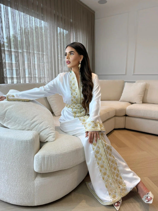 Tamara Weißer Kaftan – Handgefertigtes marokkanisches Kleid – Produktansicht 2