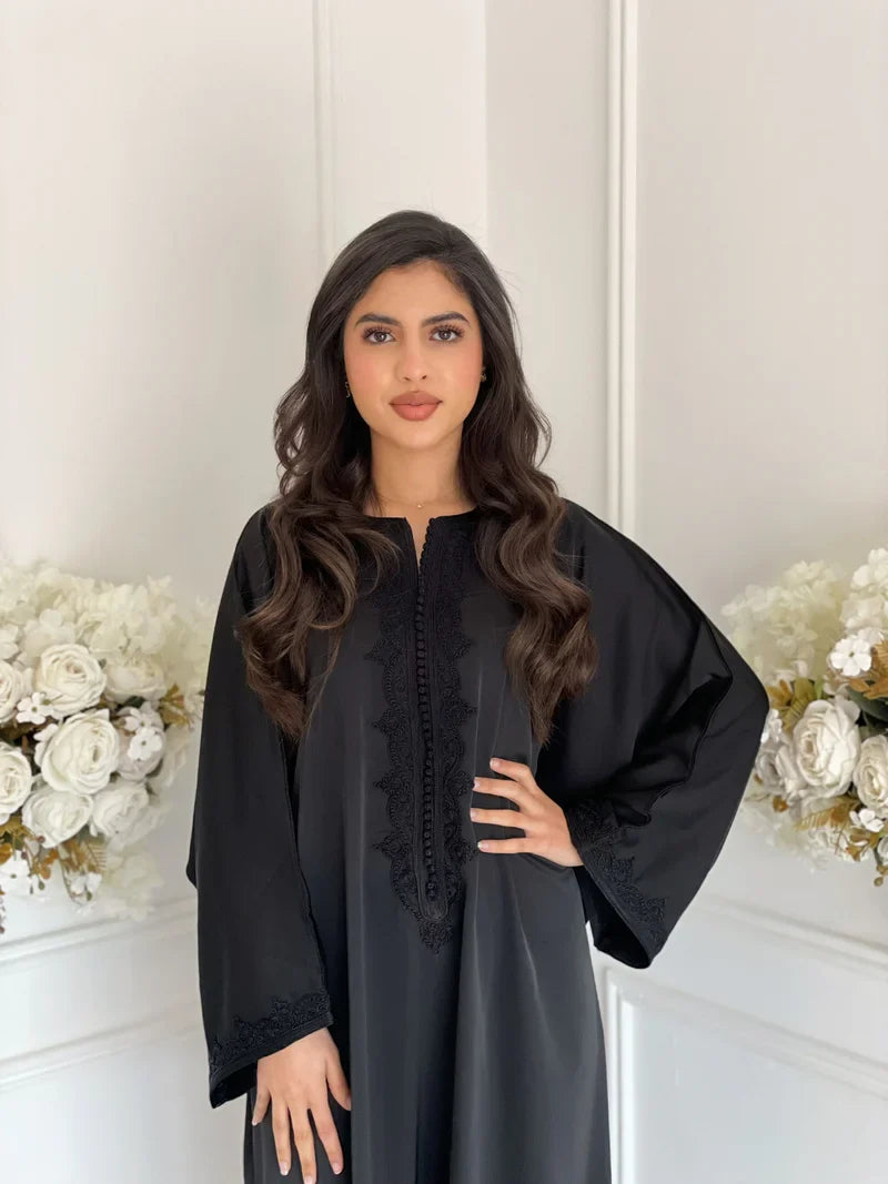 Dalila Abaya – Elegant Moroccan Robe for Home & Gatherings