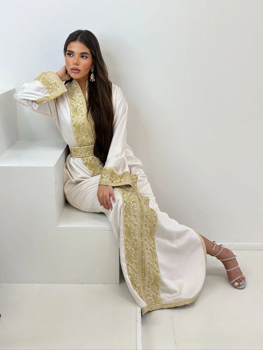 Nadia Weißes Kaftan – Handgefertigtes marokkanisches Kleid – Produktansicht 2
