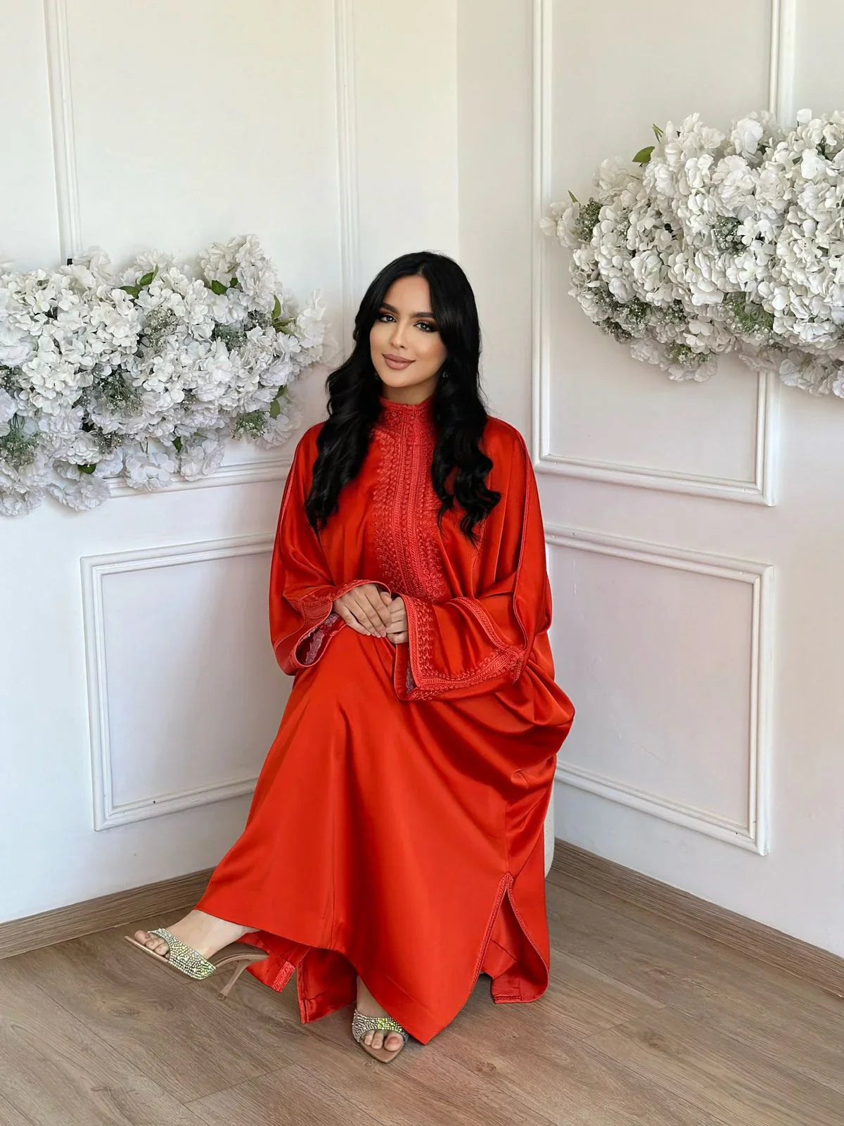 Iman Abaya – Elegant Moroccan Robe for Home & Gatherings