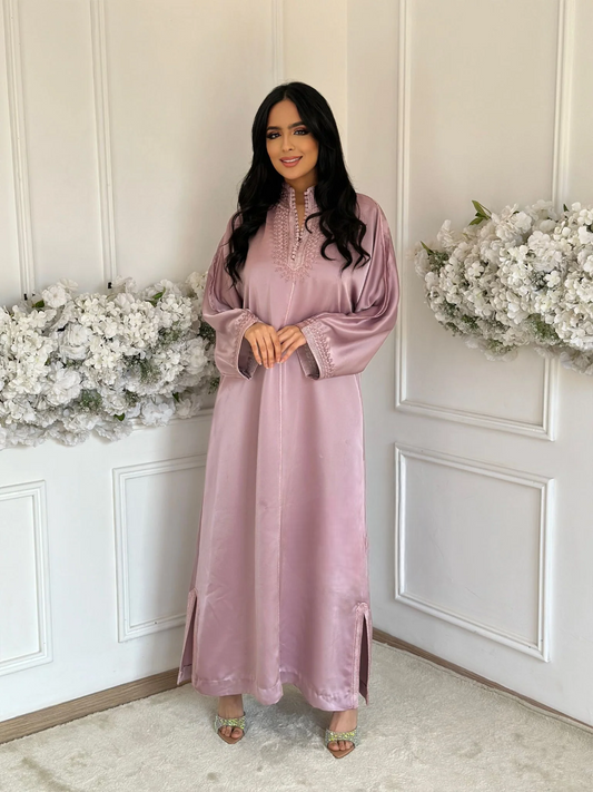 Marina Rosa Abaya – Elegante marokkanische Robe für Zuhause & Empfänge – Produktansicht 2