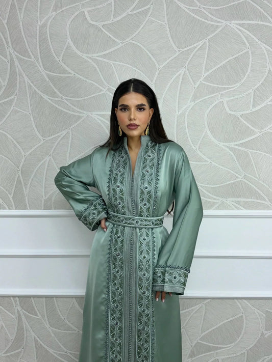 Malak Grüner Kaftan – Handgefertigtes marokkanisches Kleid