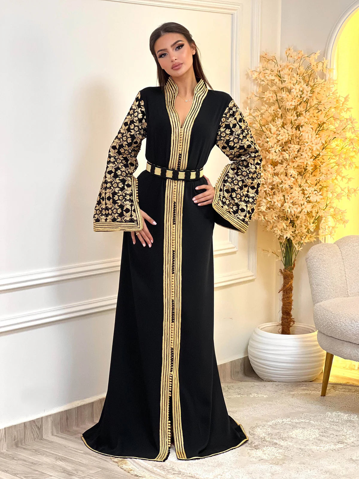 Kaftan Fajr in Schwarz – Handgefertigtes marokkanisches Kleid – Produktansicht 3