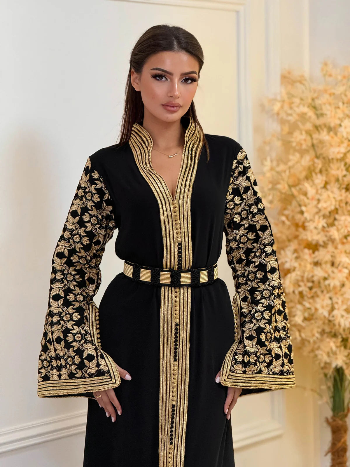 Kaftan Fajr in Schwarz – Handgefertigtes marokkanisches Kleid – Produktansicht 4