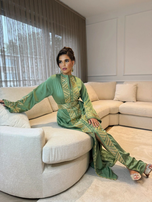 Sirina Grüner Kaftan – Handgefertigtes marokkanisches Kleid – Produktansicht 2