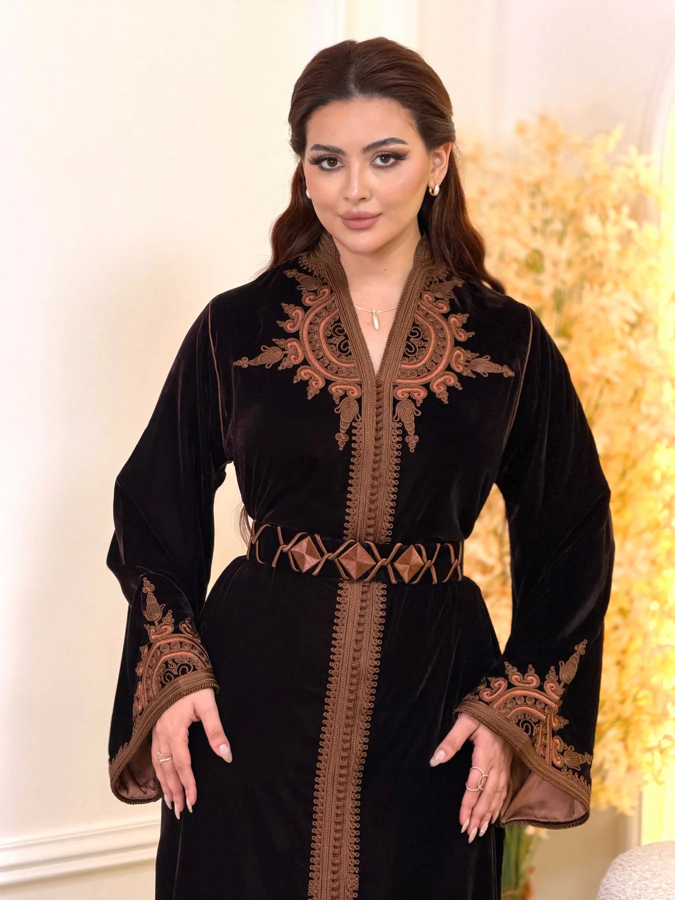 Ayla Schwarzer Kaftan – Handgefertigtes marokkanisches Kleid – Produktansicht 5