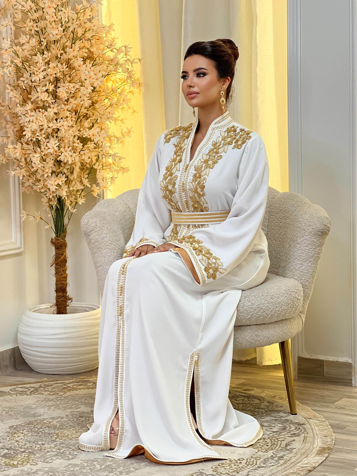 Rihab Weißes Kaftan – Handgefertigtes marokkanisches Kleid – Produktansicht 7
